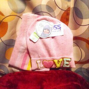 TOBY AND ME BEANIE AND SCARF SET